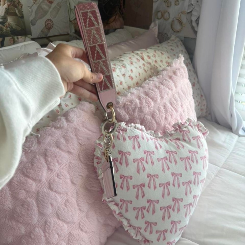 VS PINK bling wallet keychain - Picture 2 of 7